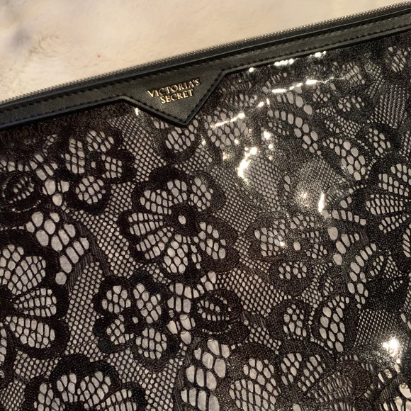 Victoria Secret Bag - Picture 3 of 5